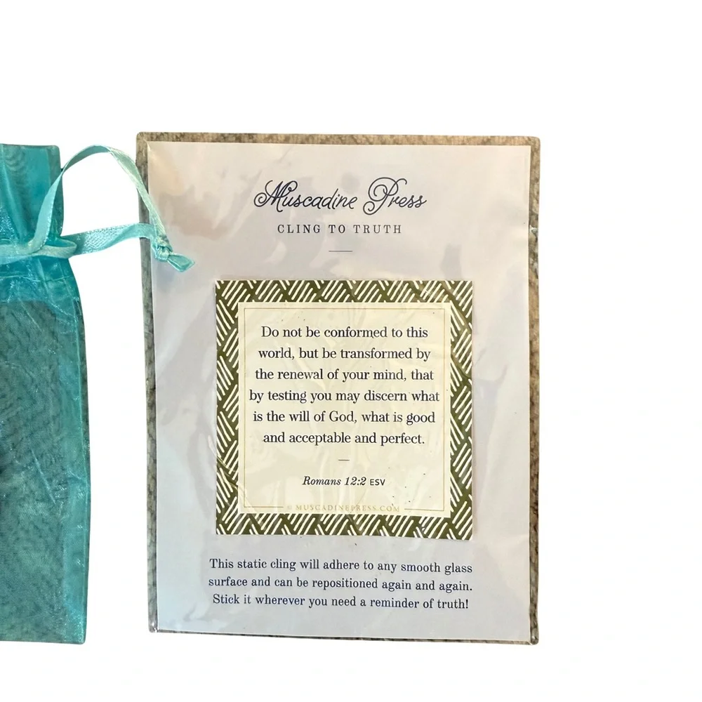 Mothers Day Gift 🎁 A Woman of Faith‎ Gift Set Key Chain Window Cling Sticker